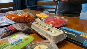 Бесплатная еда в Америке /Обзор продуктов/дают всем/Помощь и экономия/Из Германии в США/жизнь в США