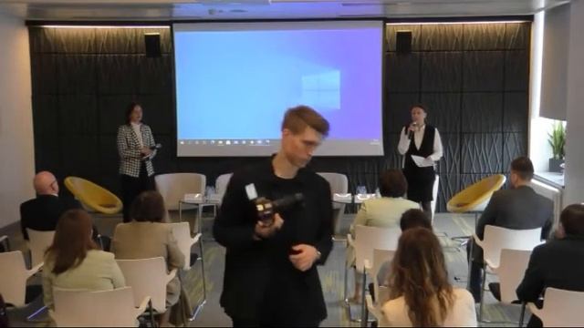 Вступительная часть конференции "Бизнес и наука". Алина Гасумянова. Евгения Еньшина