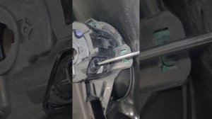 Nissan Juke регулировка противотуманок.