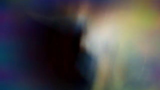 Эми поёт песню Grrrls