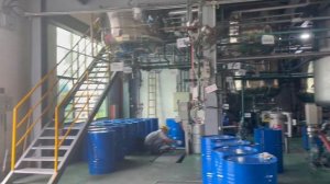 Посетил химический завод