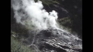 2 - Гейзеры Камчатки. Лучшие гейзеры Долины гейзеров.