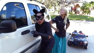 Замороженные Эльза платье изменения цвета! ж / Spiderman, Джокер, Чудо-женщина, супер младенца, реб