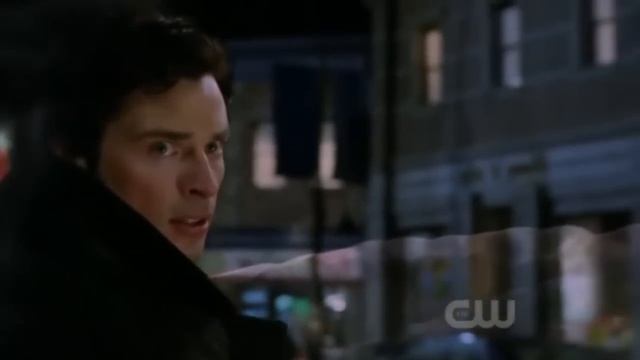 Smallville Salvation Clark saves Lois from Zod