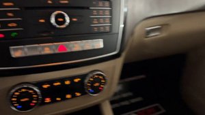 Mercedes-Benz GLE300 2017год