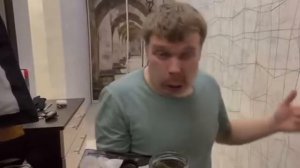 МАЛОЙ И КОНФЕТЫ С КОНЬЯК#М