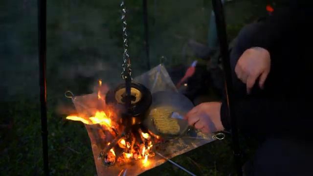 Кемпинг под дождем в грозу!  Кемпинг в палатке в сильный дождь и ливень