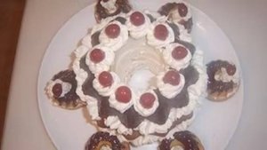 Кекс Веночек с вишней