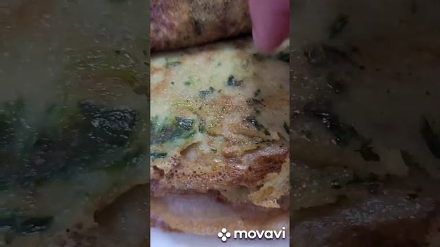 Заварным блины на мацони со шпинатом, сыром и колбаской#блинызаврные