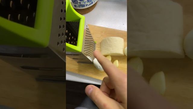 Быстрый салат-закуска на новый год. #новыйгодсалат #готовимдома #времяись #простойрецептсалата