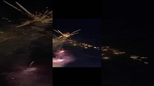 Друзья! С Новым 2025 годом
! смотреть онлайн