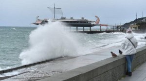 В Крыму объявили штормовое предупреждение из-за сильного ветра