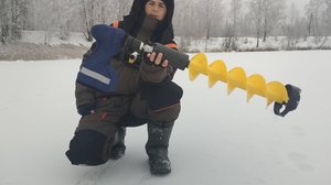 Пластиковый шнек из Китая для шуруповёрта! Из чего состоит, как бурит и стоит ли его покупать!