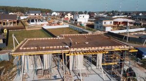 Газобетон больше не нужен: 2 дома из Смарт-Блока в коттеджном поселке Регата