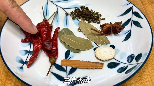 雞腿最好吃的做法，一次做8個都不夠吃，上桌就搶光，太香了【劉姐廚房 Magic Food】#雞腿