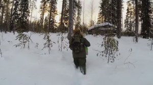НАШЛИ ИЗБУ В ТАЙГЕ НО БЫЛО ПОЗДНО. ЗАХВАТЫВАЮЩАЯ ИСТОРИЯ ОДНОЙ НАХОДКИ. НАТКНУЛИСЬ В ТАЙГЕ НА ИЗБУ.