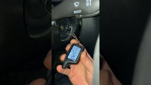 Как поставить автомобиль в охрану без ключа зажигания в замке, но с работающим двигателем????