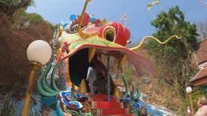 Тайланд, храм дракона.