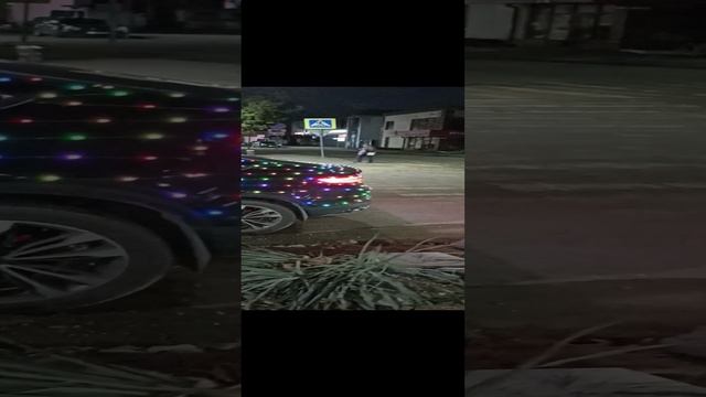 Новогодний автомобиль в г. Саки