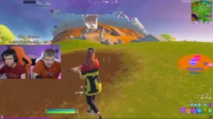 ФАРБИЗ VS FREEMOK В ФОРТНАЙТ! БАТЯ ДОВОЛЕН ИГРОЙ СЫНА! FARBIZZBAT9 СОЛА АРЕНА! FORTNITE