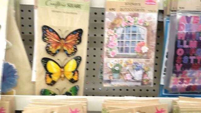 DOLLAR TREE 🌿FANTASTIC ALL NEW CRAFTERS SQUARE ⭐MONEY SAVING MEGAN 1/28/2021👑 COME WITH ME SHOPPING