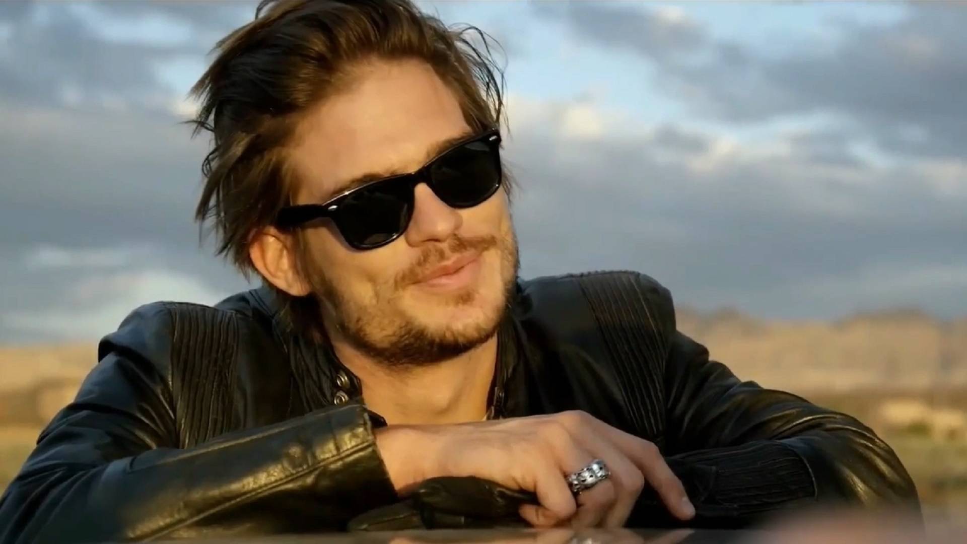 SaraoMusic - Give Me Power (video 2024) смотреть онлайн