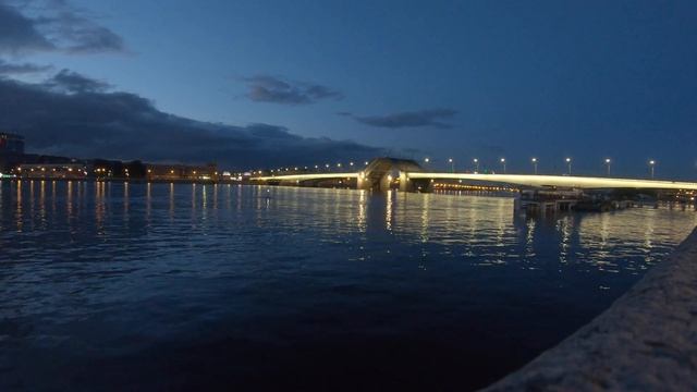 Развод моста Александра Невского 4K! смотреть онлайн