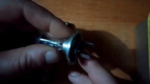 как проверить лампу с помощью Пьезоэлемент от зажигалки