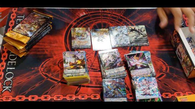 Cardfight Vanguard:【VGE-V-SS08】 Clan Selection Plus Vol.2 Case Opening #1 смотреть онлайн