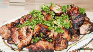 Свиной ошеек в луково - соевом маринаде