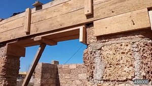 Перемычки над проёмами