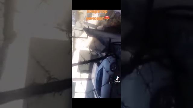 Плита упала на тайота Камри