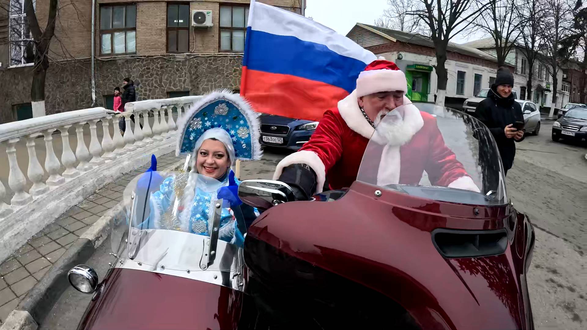 Мото дед Мороз смотреть онлайн