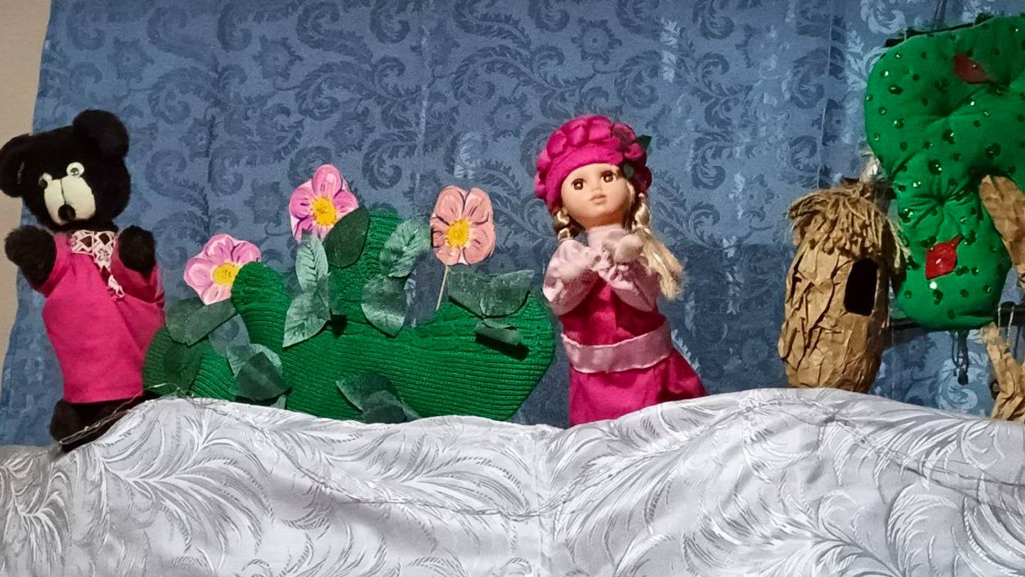 Малинка и Медведь интерактивый кукольный спектакль смотреть онлайн