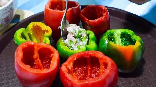 Delicious dish for a family meal, bell peppers stuffed with minced meat are delicious смотреть онлайн