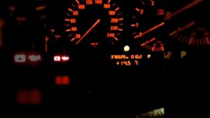 Запуск БМВ Е39 М52 2,5л после недели простоя +15 с°