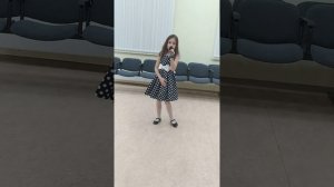 "Буги-вуги для осьминога". Муз. и сл. Ж. Колмагорова. Исполняет Дегтярева Дуняша, 8 лет.