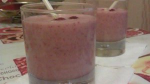 Молочный коктейль с земляникой