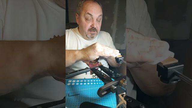 СНОВА ПРО ЛИНЗУ. Сравниваю "переломки" для линзовидной заточки разных конструкций смотреть онлайн