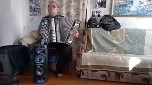 А ну-ка песню нам пропой весёлый ветер.