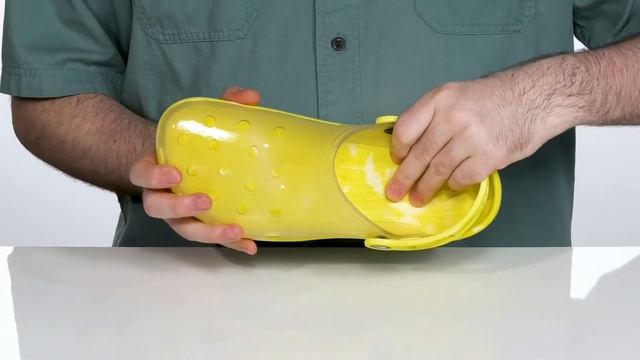 Crocs Classic Translucent Clog SKU: 9502690