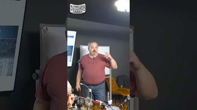 СТАРОЕ АНАЛОГОВОЕ или СОВРЕМЕННОЕ ЦИФРОВОЕ? Какое увеличение полезней для заточки? #заточканожа смотреть онлайн