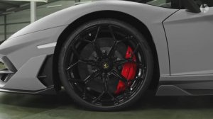 Lamborghini Aventador SVJ Roadster