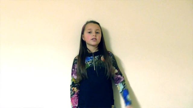 Україномовний Ютуб Міф чи Реальність? Дитячий україномовний канал Youtube Школярка Валерія.