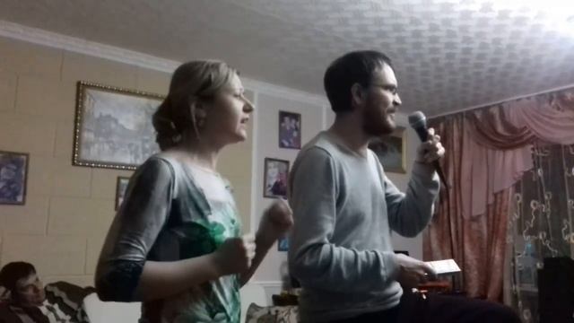Караоке. Кричевский: киевлянка. Один народ.