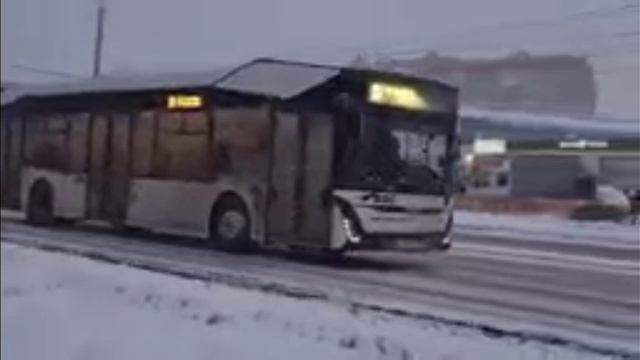 Заметил 23 автобус МАЗ 303.047