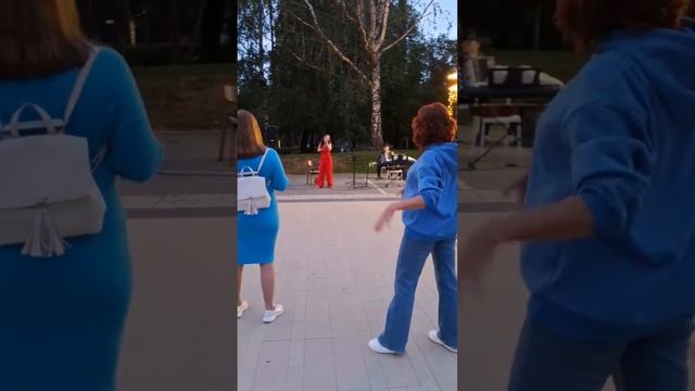 Играю в Ижевске.