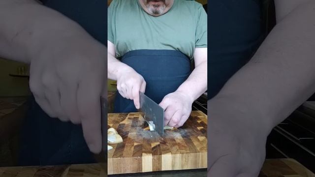 Идеальный навык нарезки! #shorts смотреть онлайн