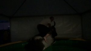 Бык, бык тупогуп, тупогубенький бычок)