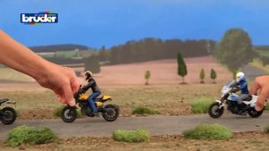 Bruder 62731 Scrambler Ducati police motorcycle